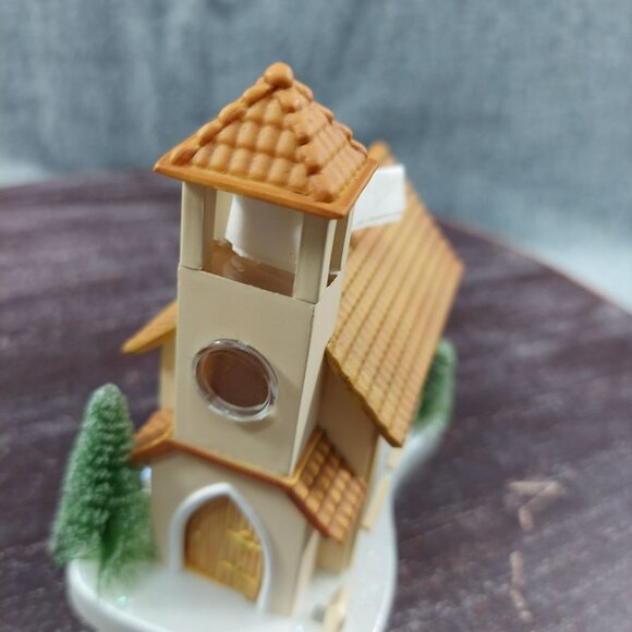 Hallmark Keepsake Ornament The Church Choir 2003 Edition - Picture 6 of 11